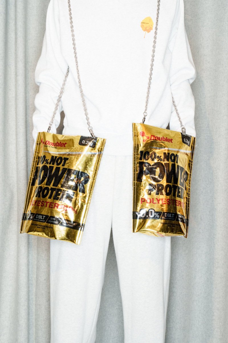 ニッポンファッション界での“見立て”、ダブレットのユーモラスな新作