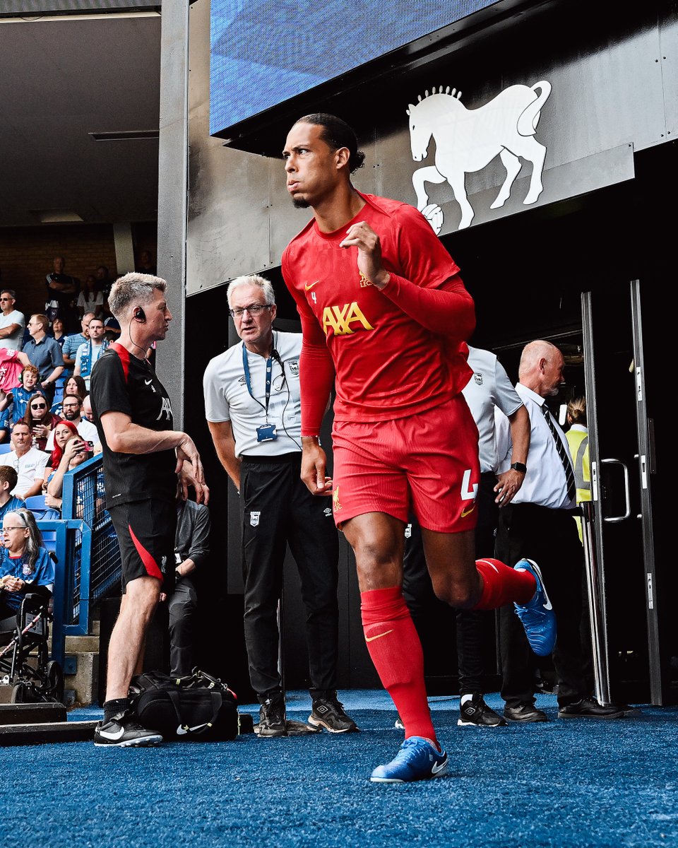 LFC's tweet photo. Skipper 😤 https://t.co/Wngviykbfd