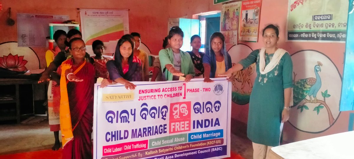 BADCBalasore's tweet photo. BADC-KSCF -US BALASORE ODISHA, k taraf se  AT-KUNCHIBANIA , BLOCK -NILGIRI,BALASORE
K chatra chatyraye sapath le rahe hai Bharat ko Balvivah mukta karna hai.
#childmarraigefreeindia
#balvivahseazadi 
#freedomnow
#childsexualabusefreeindia https://t.co/0ioI2OEhvd