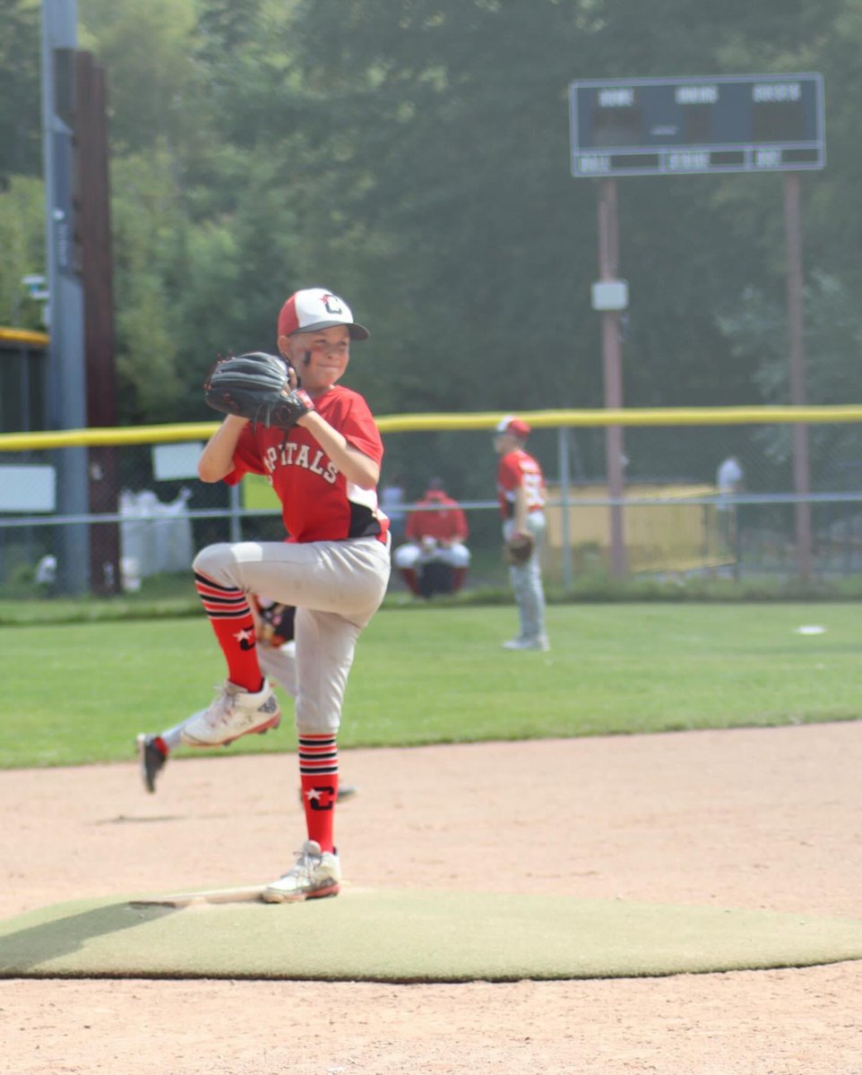 Caps11UAAA's tweet photo. 🎉🚨BIRTHDAY ALERT🚨🎉

Happy 11th Birthday to NATHAN DUTTON⭐️

We wish you a day filled with home runs and dingers, amazing plays, and memories to treasure! 

Have the best day, Tater!! From all your friends on your Caps 11U AAA All-Star Team!! https://t.co/Xh7dp7Zzm7