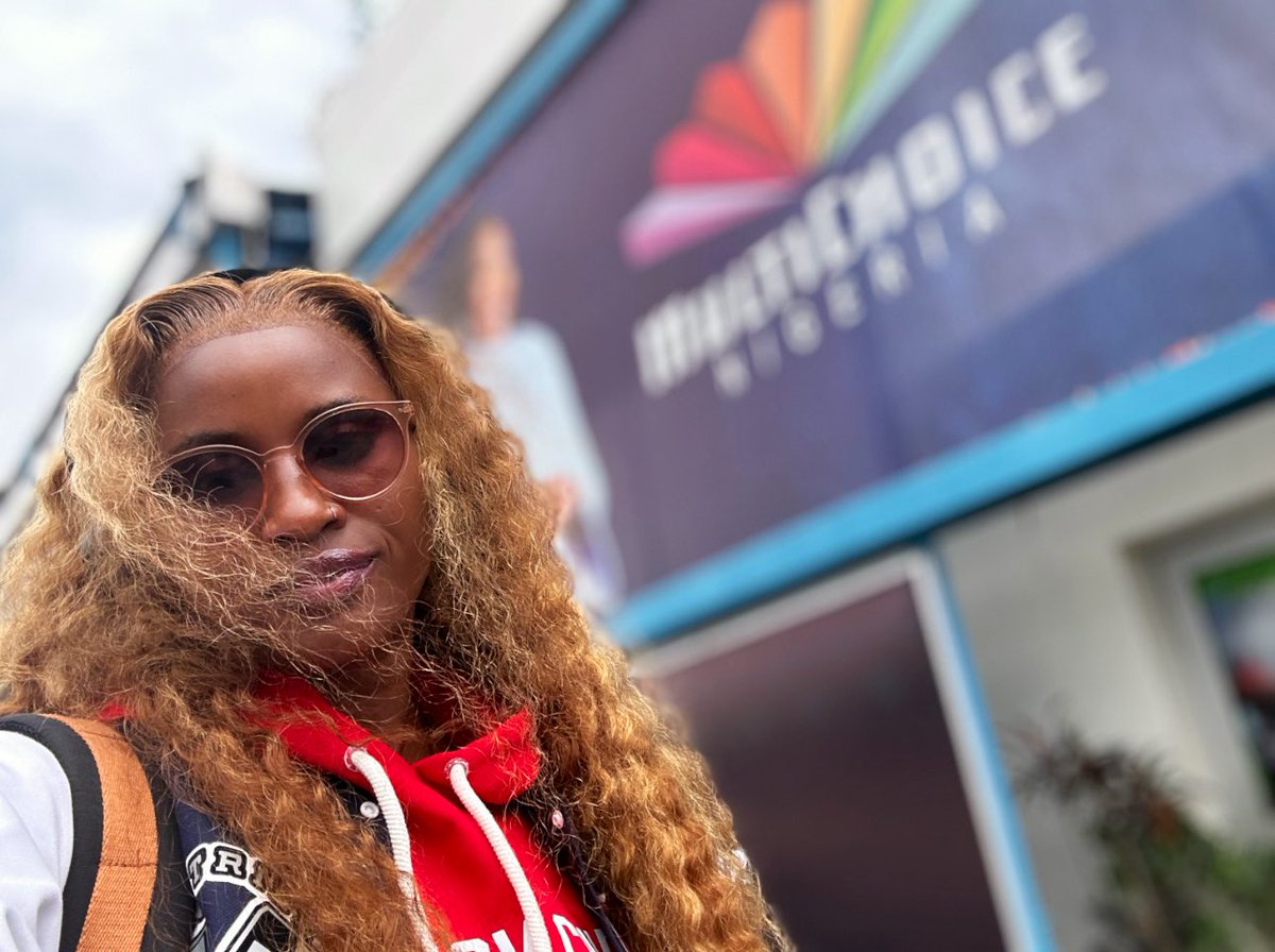 OfficialSuo's tweet image. Back to base. I’ll be your #OfficialPidginCommentator as Ipswich Town face a Liverpool side that have never lost in East Angria. Omen?

I say dis game na GG/U2.5 sha. 😋

Follow my pidgin commentary live @DStvNg x @SuperSportBlitz 203. Change your language options to pidgin.…