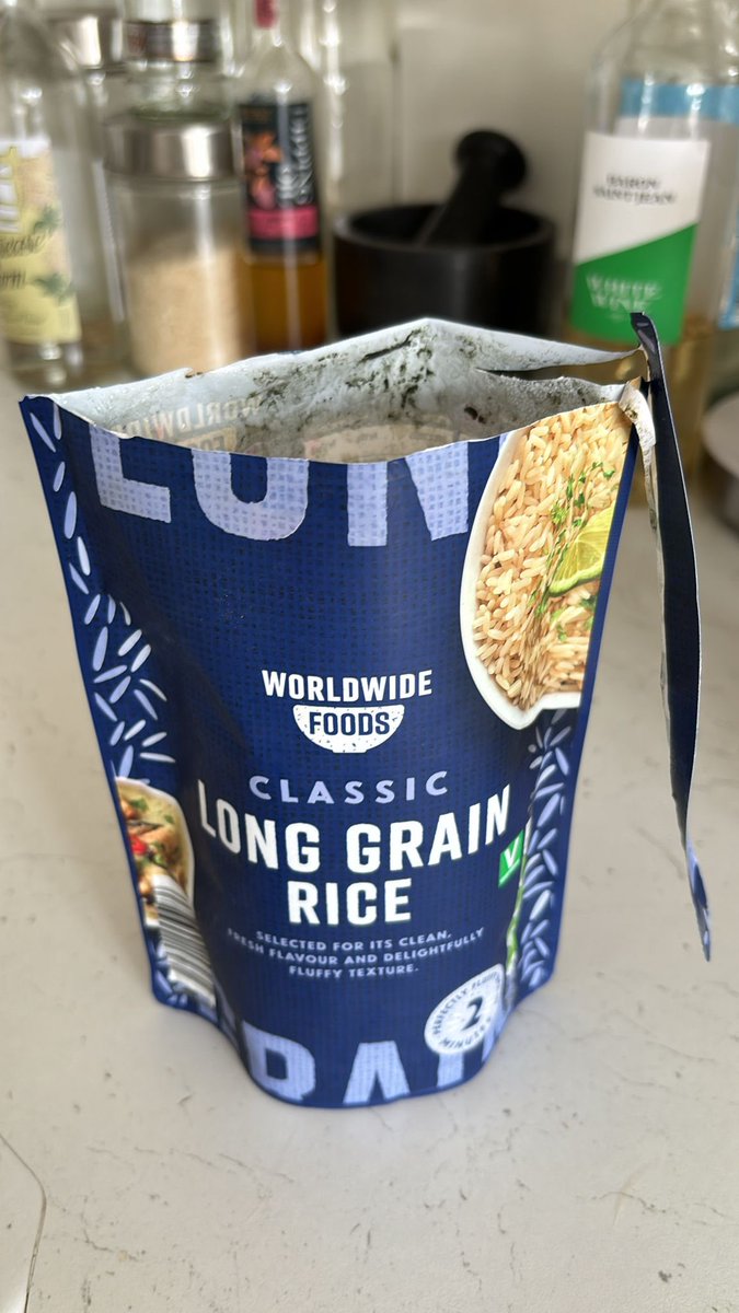 JimRalph15's tweet photo. @AldiUK something gone wrong here, you need to get to the bottom of it before someone gets seriously sick! https://t.co/LHzZyULOEE