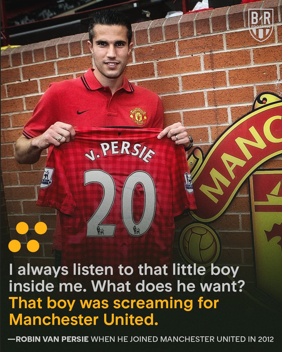 brfootball's tweet photo. 12 years ago, Robin van Persie joined Manchester United from Arsenal to win silverware.

His hat trick against Aston Villa clinched the title for United in his first season.

A week later, Arsenal had to give RVP a guard of honor at the Emirates.

He went on to score 💀 https://t.co/h9Mo58LmUb