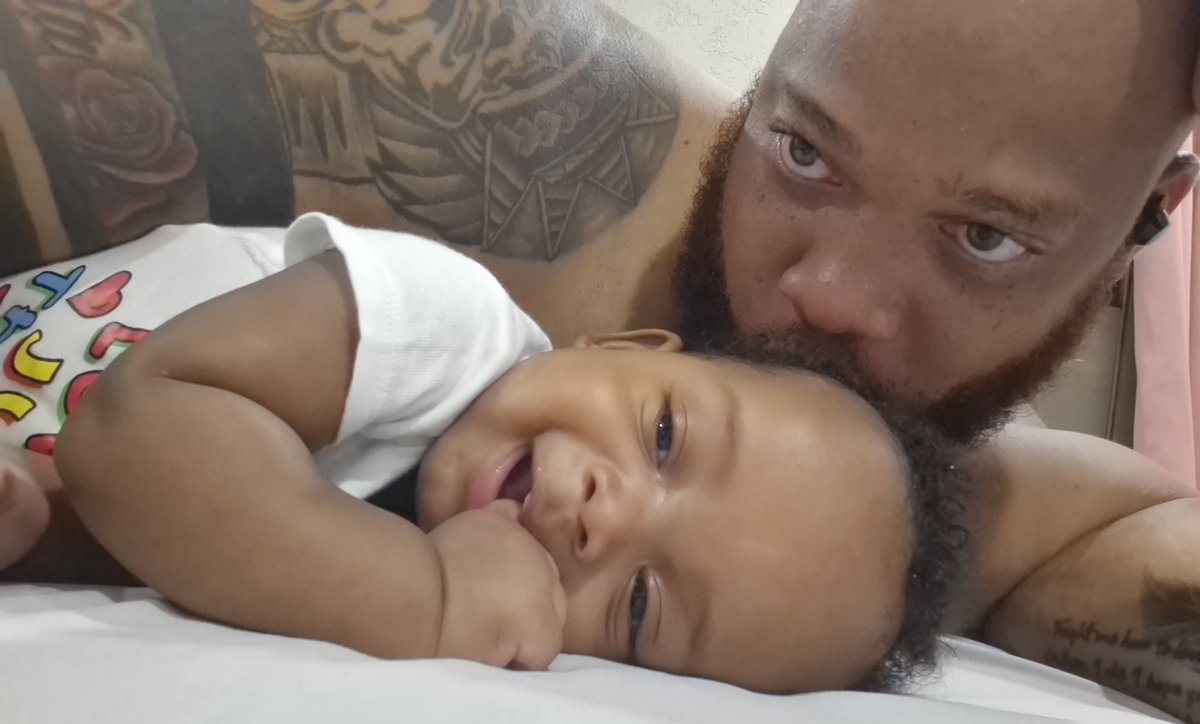 Mr_A_Pusswinkle's tweet photo. Toxic ic😫 cause as I see this smile, all of a sudden the sleepless nights, mounting pressure of responsibility , crippling anxiety & shitty diapers don't seem too bad😪
#mylion🦁🦁🦁 https://t.co/8eoM3fspwL