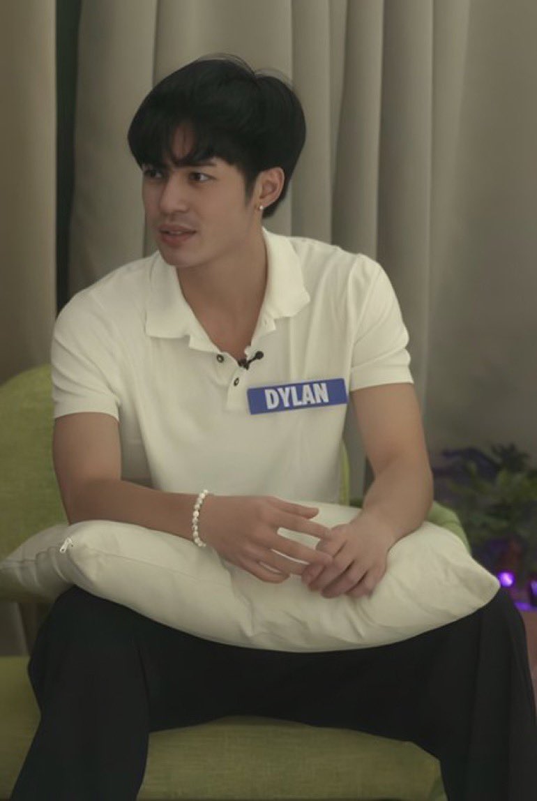 Grabe Dylan 

SABADOit DYLAN