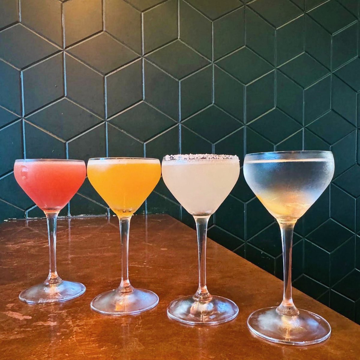 Wild Flor tweet media