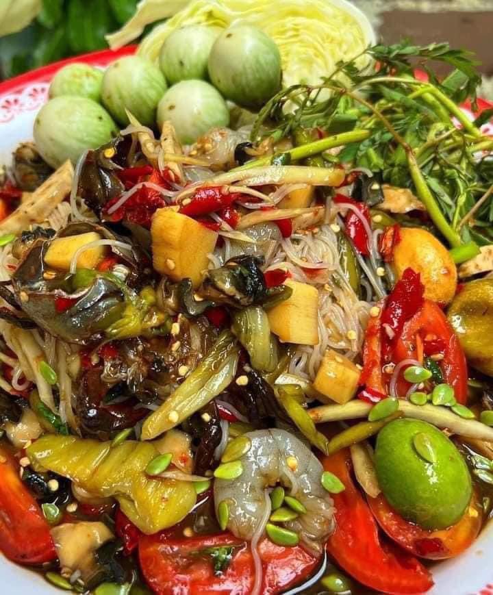 gunk27's tweet photo. อยากกินส้มตำ https://t.co/DMuLwaZgPK