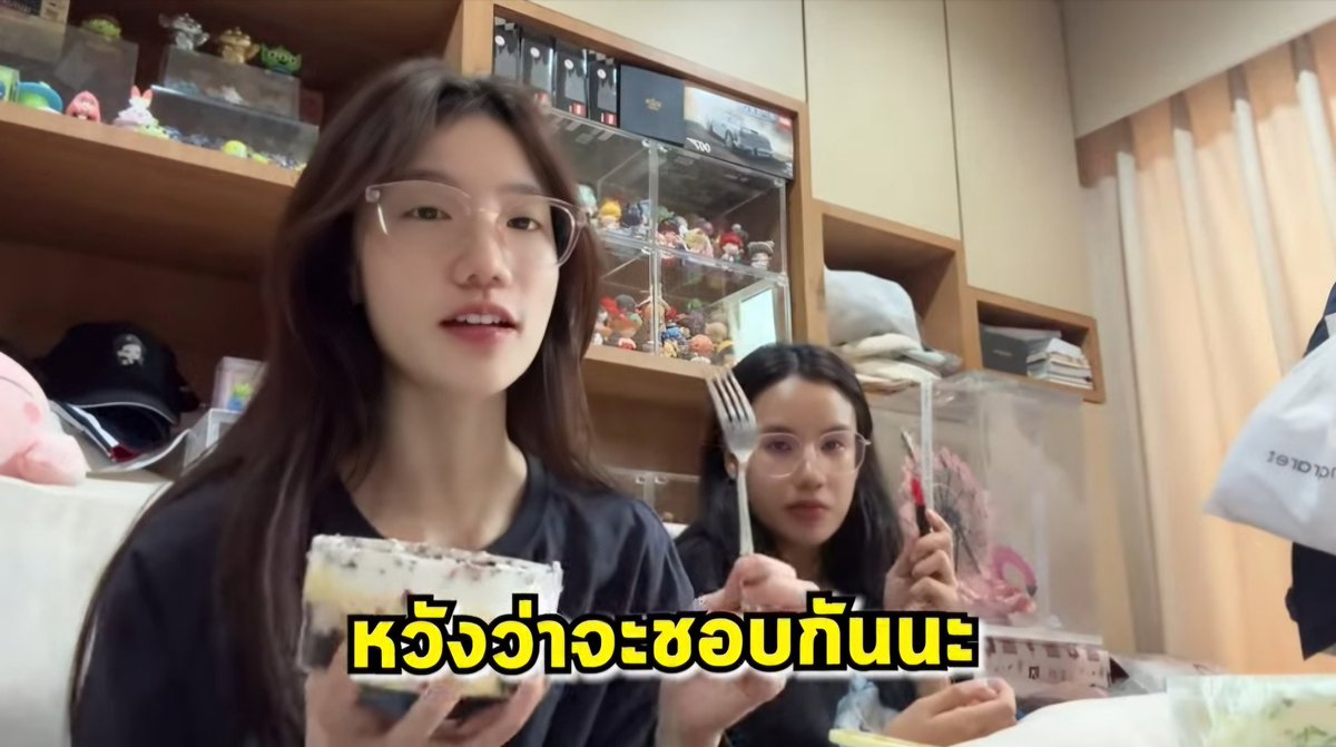 kann16_'s tweet photo. ชอบที่สุด ดูจบแบ้ววววววค่ะรอvlog ใหม่ค่ะ
SAY ATOM VLOG JULY
#AtomWorkLifeBalance
#atomapcy #konkonbabe https://t.co/1g0fBPMOBg