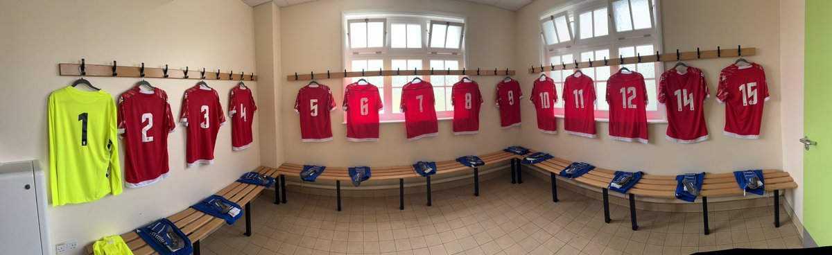 shrubsmen1988's tweet photo. Changing room all set up for the boys, first home game of the season #uptheshrubs https://t.co/t6D67ddpNg