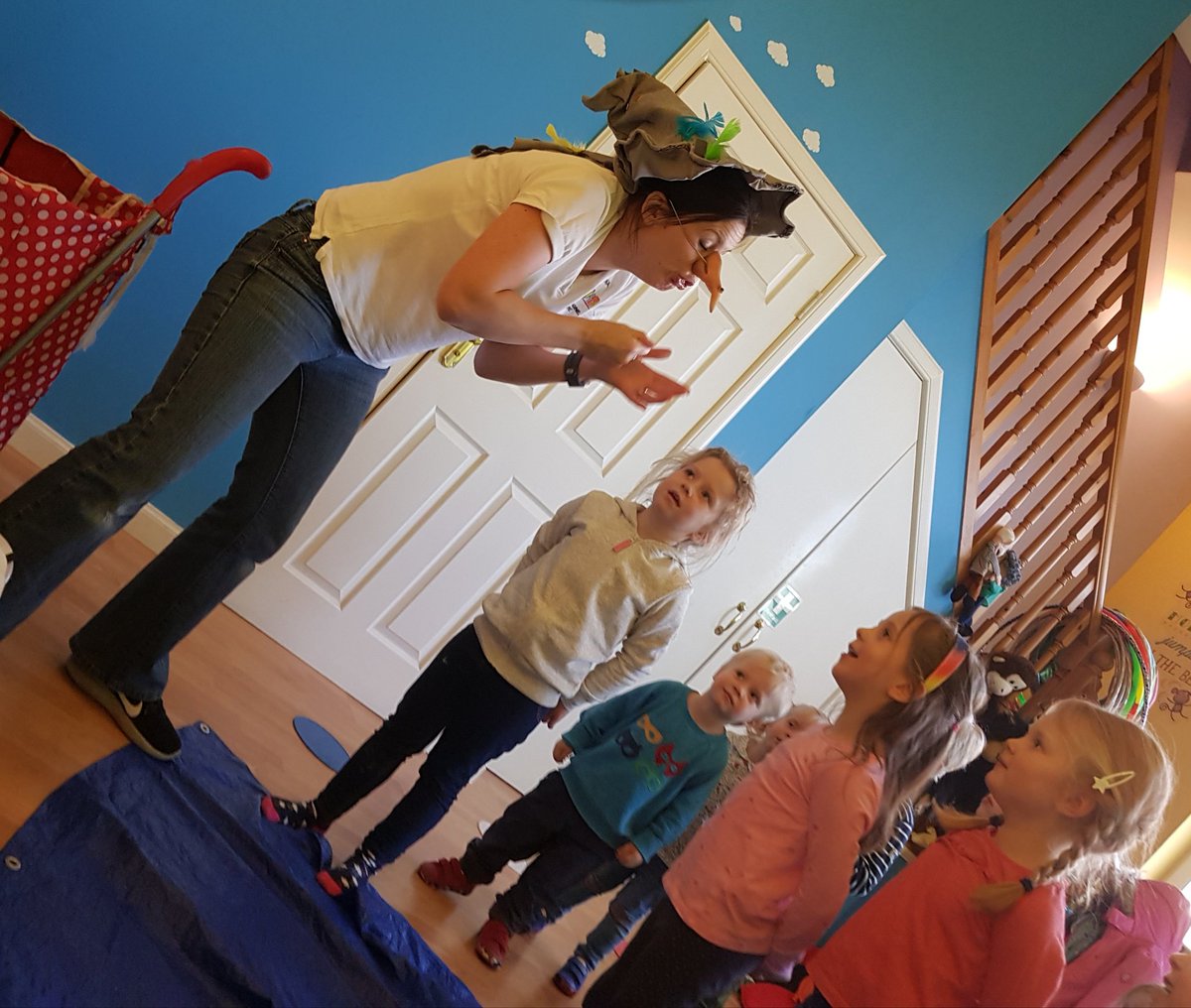 monkey_drama's tweet photo. Welcome back after the summer break everyone! Looking forward to working with you all in the coming weeks!

Lots of adventure and imaginative fun is on the way! https://t.co/lmXAwWM2GD