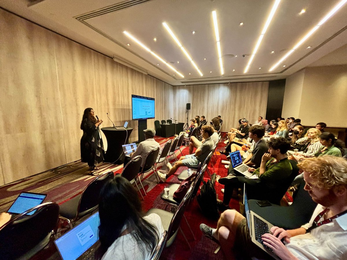 LauraCabelloPi's tweet image. Amazing brochure to #ACL2024 🇹🇭 with an amazing 2nd edition of the workshop @c3_nlp 🗺️ with amazing co-organizers ♥️