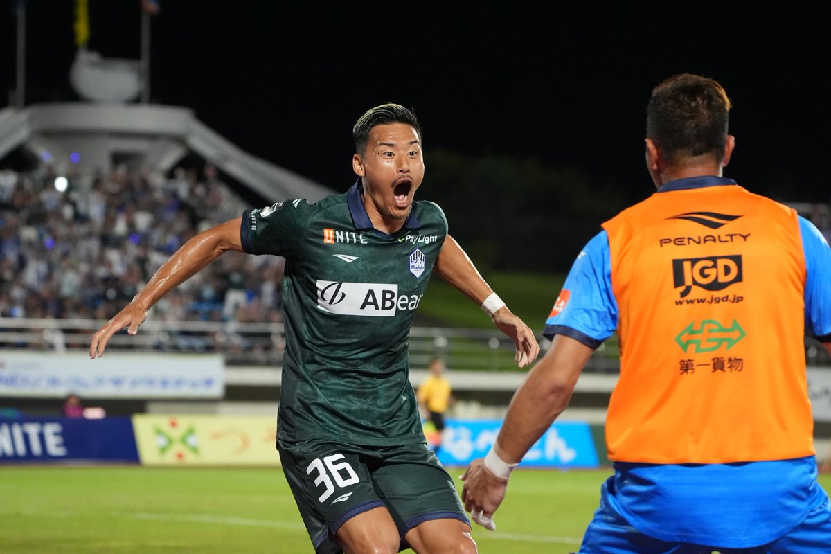 gomonteyamashin's tweet photo. 4ゴール！！！⚽️⚽️⚽️⚽️

#土居聖真
#ディサロ燦シルヴァーノ
#高橋潤哉
#山田拓巳
#montedio #山形新聞
#ゼンシン #yamagataichigan https://t.co/KQh2pskm4W