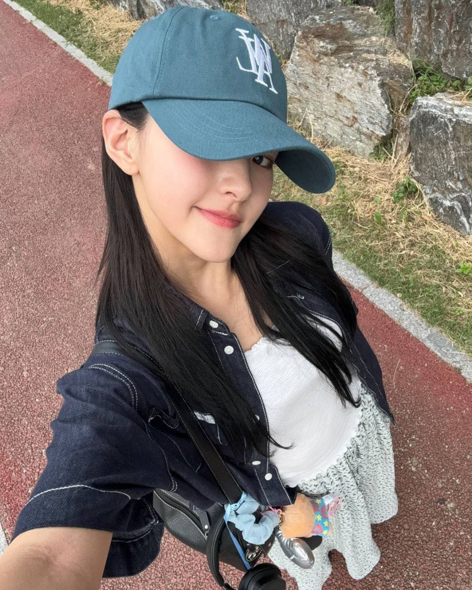 HL05N's tweet photo. 🌱🖤 https://t.co/ppndEe0qef