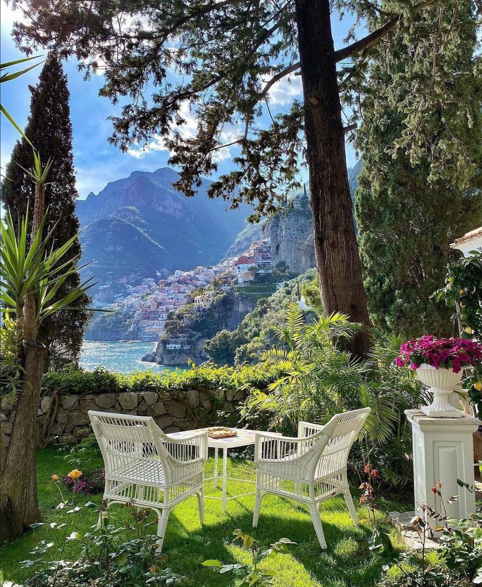 W0rld2026's tweet photo. Positano, Italy https://t.co/HtevY4tYei