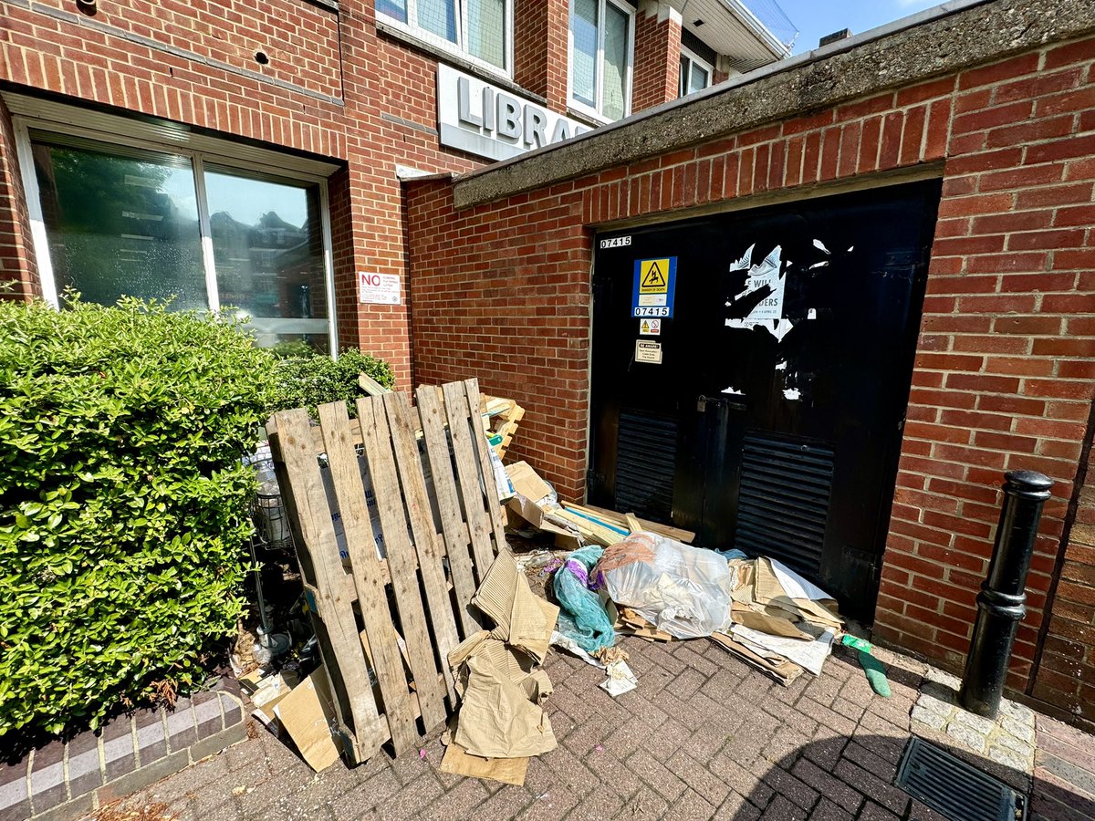 Cllr Lynsey Hedges (@lynseyhedges) on Twitter photo Over the few months, <a href="/CllrDanHamilton/">Cllr Daniel Hamilton</a> and I have been working closely with Balham’s Community Safety Officer and <a href="/MPSBalham/">Balham Ward Policing Team</a> to address ASB linked to rough sleeping outside Balham Library. The area will be cleared early Sept and preventive plan underway. Thanks to all involved. Over the few months, <a href="/CllrDanHamilton/">Cllr Daniel Hamilton</a> and I have been working closely with Balham’s Community Safety Officer and <a href="/MPSBalham/">Balham Ward Policing Team</a> to address ASB linked to rough sleeping outside Balham Library. The area will be cleared early Sept and preventive plan underway. Thanks to all involved.