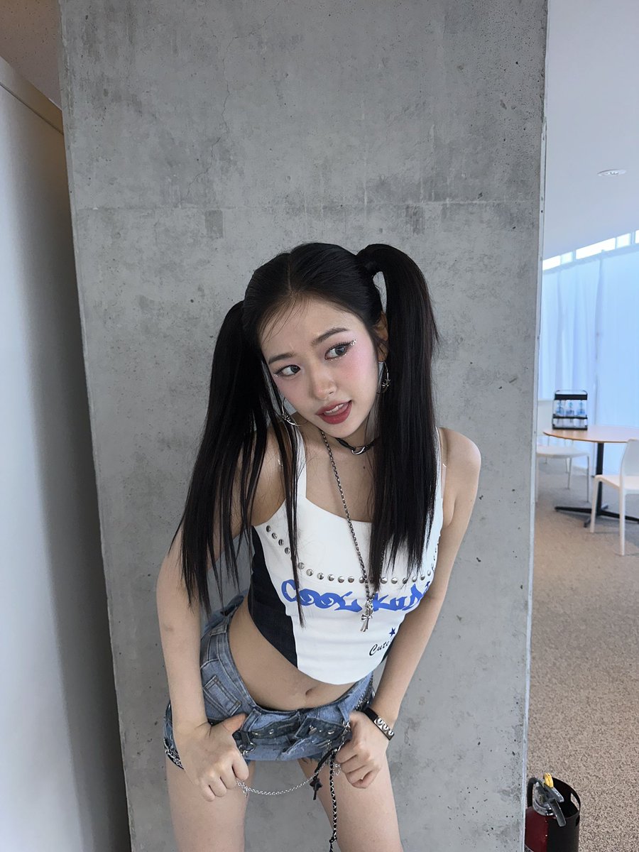 今日は楽しかったです🌞 暑い日にも一緒に楽しんでくれてありがとうございます❤️‍🔥

#IVE #アイヴ #아이브
#ANYUJIN #ユジン #안유진
