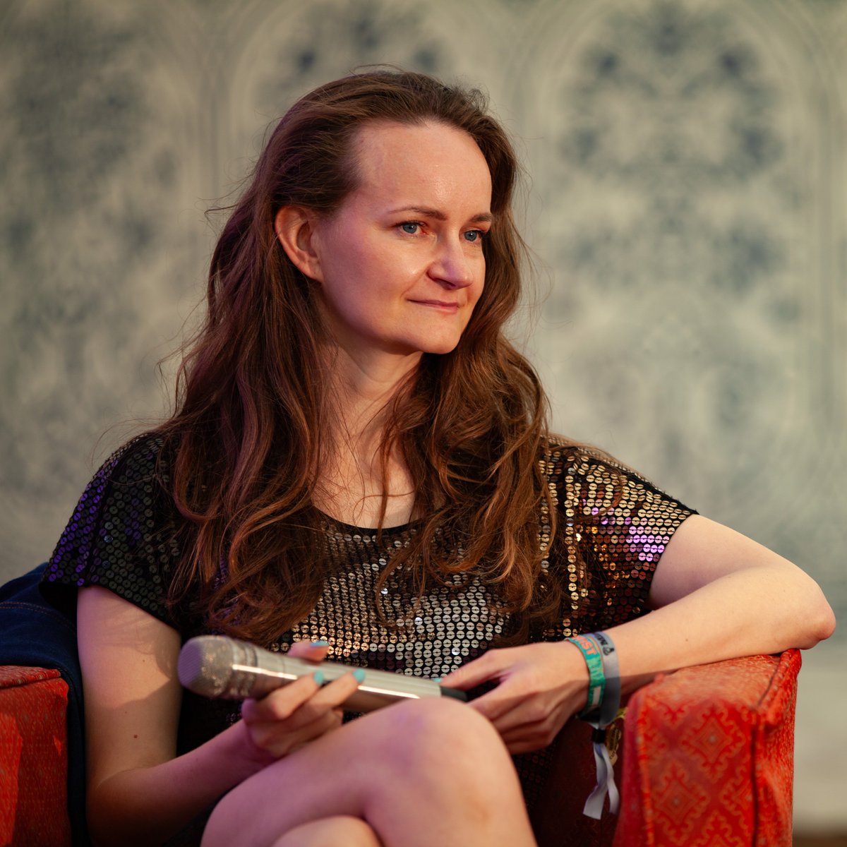European Movement Ireland (@emireland) on Twitter photo 🎪At <a href="/EPfestival/">Electric Picnic</a>
Yesterday, <a href="/MindFieldIE/">Mindfield</a> "Newish to the Parish” explored the contributions of Eastern Europeans to Irish society and more!
Hosted by <a href="/jenoconnell/">Jennifer O'Connell</a> <a href="/IrishTimes/">The Irish Times</a>, she was joined by <a href="/aislingbrady_/">Aisling Brady 🇺🇦</a> <a href="/emireland/">European Movement Ireland</a>, <a href="/TBuczkowska/">Teresa Buczkowska 🅾️+</a> <a href="/EmmyCoffeyN/">Emmy Coffey Nguyen</a> and Mirona Mara.
#EP24 🎪At <a href="/EPfestival/">Electric Picnic</a>
Yesterday, <a href="/MindFieldIE/">Mindfield</a> "Newish to the Parish” explored the contributions of Eastern Europeans to Irish society and more!
Hosted by <a href="/jenoconnell/">Jennifer O'Connell</a> <a href="/IrishTimes/">The Irish Times</a>, she was joined by <a href="/aislingbrady_/">Aisling Brady 🇺🇦</a> <a href="/emireland/">European Movement Ireland</a>, <a href="/TBuczkowska/">Teresa Buczkowska 🅾️+</a> <a href="/EmmyCoffeyN/">Emmy Coffey Nguyen</a> and Mirona Mara.
#EP24