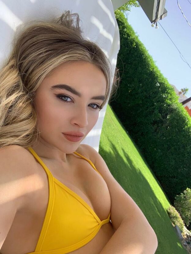 sabrina carpenter ♡