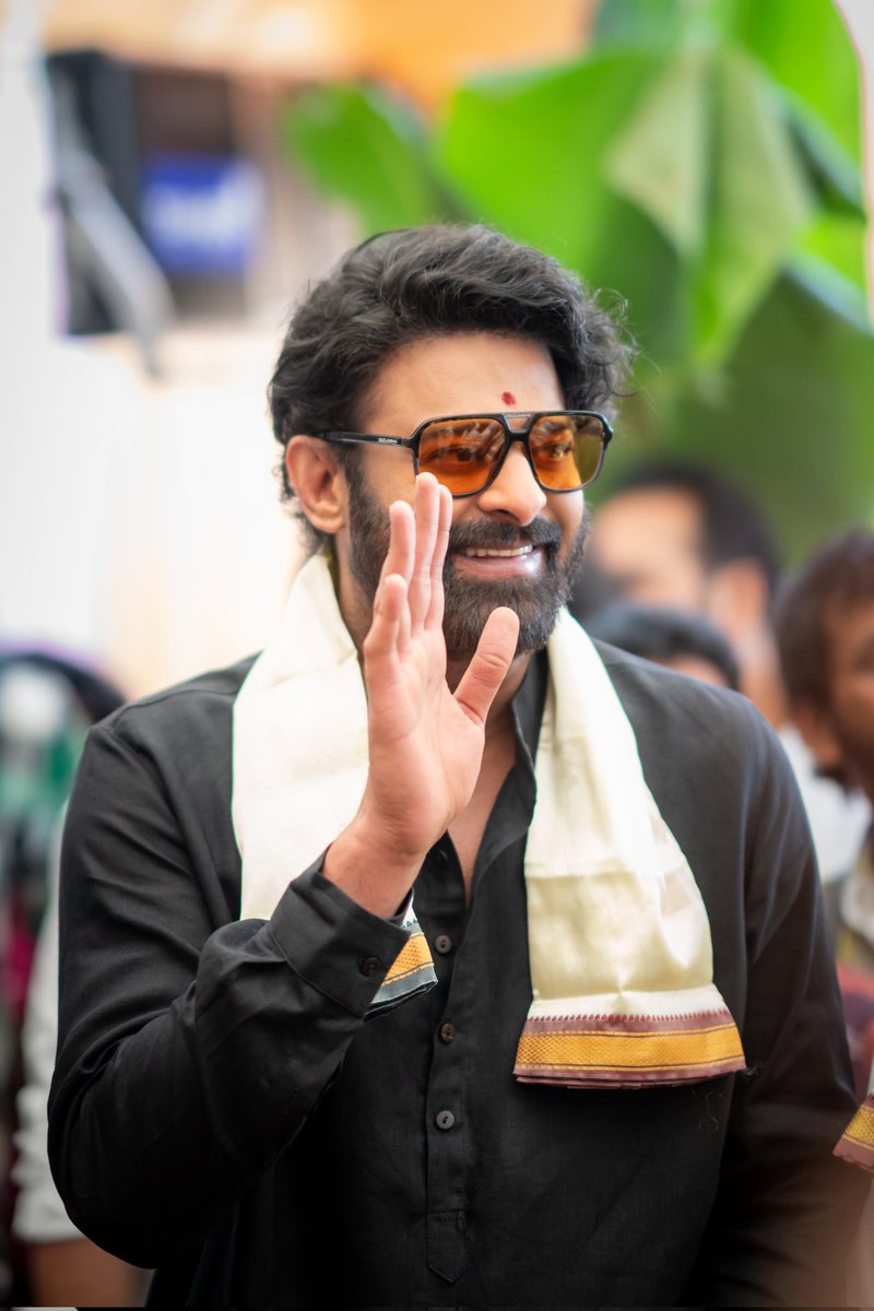 MythriOfficial's tweet photo. The duo everyone will fall in love with 🫶

Scintillating frames of our Darling & #Imanvi from the #PrabhasHanu pooja ceremony ✨

Shoot commences soon.

Rebel Star #Prabhas @hanurpudi #MithunChakraborty #JayaPrada @Composer_Vishal @kk_lyricist @MrSheetalsharma @sudeepdop #KamalaKannan #KotagiriVenkateswaraRao @MythriOfficial @TSeries #TSeriesFilms