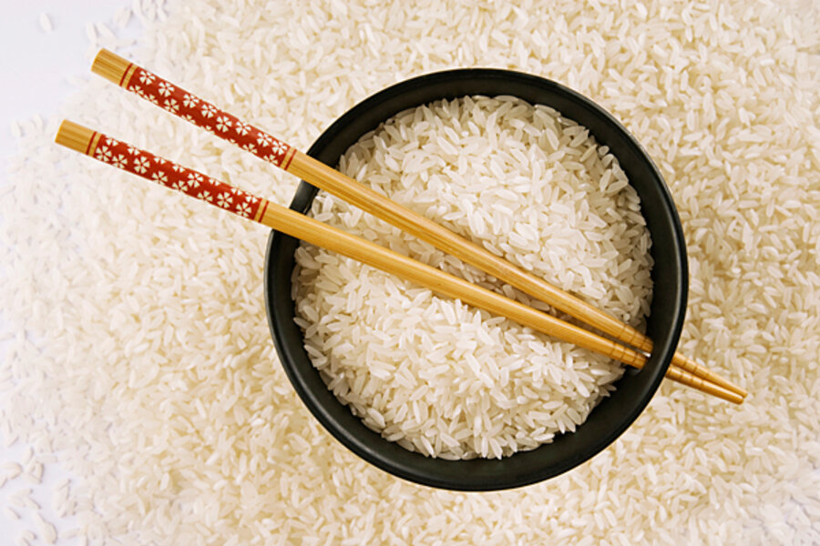 TriviaMonsterTM's tweet photo. 🍚 Did You Know? China is the world’s largest producer of rice, growing over 200 million tons annually! 🌾 Rice is a staple food for billions, and China’s vast paddy fields make it the top contributor to global rice production. #Rice #China #FoodProduction #Trivia #TriviaMonster