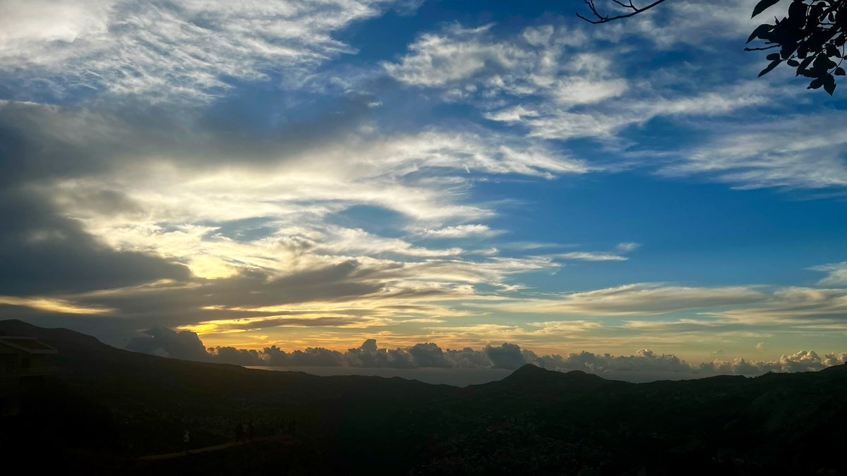 LaWhateverLady's tweet photo. #sunset_lover 🩵💙 https://t.co/bEFvs9UjtG