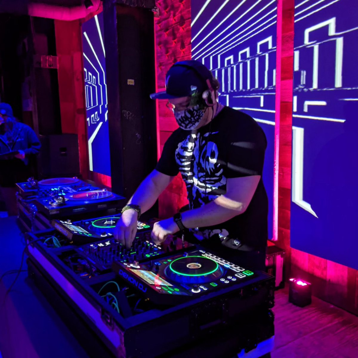 yononpop's tweet image. Throwback @DJGreenFlow from the RWB days 🤙