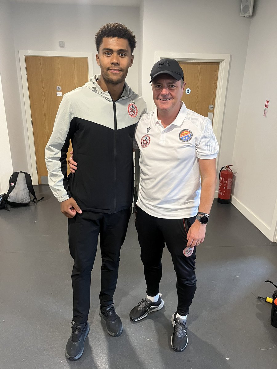 Today’s MOM in our win at Irlam was again <a href="/JakeNgoy/">Jacob Ngoy</a> who put in another outstanding performance. #UpTheChad Pictured with the one and only <a href="/markcookie21/">mark cook</a> 🔴⚪️