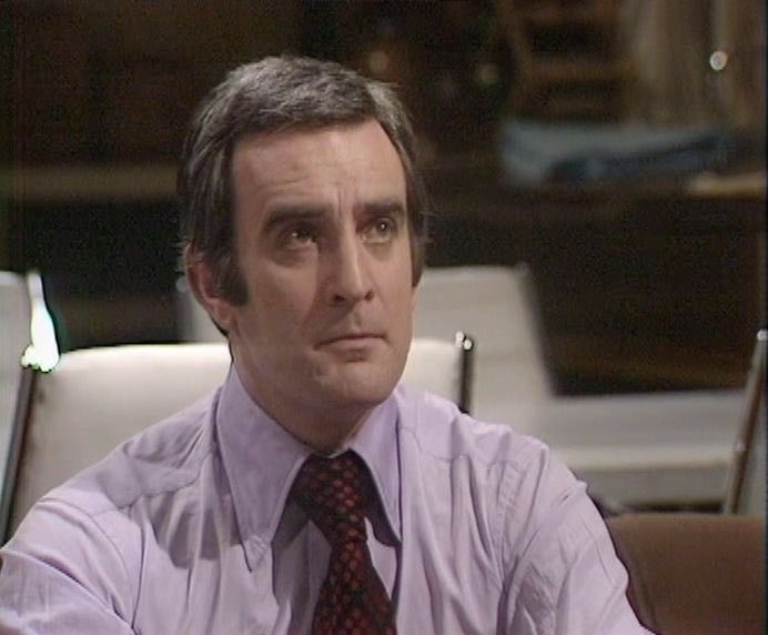SaveRedlandLibr's tweet photo. 7pm TODAY on @TalkingPicsTV
From 1976, s22 Ep 7 of #Police #Drama📺 #DixonOfDockGreen “Legacy” directed by #JoeWaters & written by #DerekIngrey
🌟#JackWarner #NicholasDonnelly #StephenMarsh #BenHoward #RichardHeffer #TomAdams #CarlosDouglas #GigiGatti #PatrickJordan https://t.co/IW17ZAj3m7