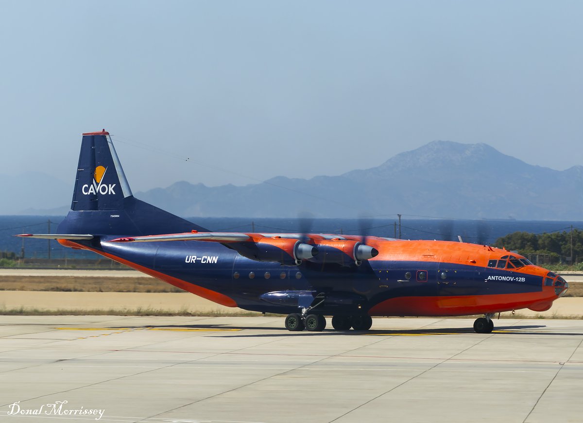 birrlad's tweet photo. Cavok Airlines An-12B UR-CNN "Cargoline 7041" arriving at Rhodes as I was queuing for my flight home, good way to end the holiday!
#avgeek #aviation #airline #airfreight #cargo #Cavok #Rhodes #Greece #planespotting #realaircraft #antonov https://t.co/luj1fCBqFr