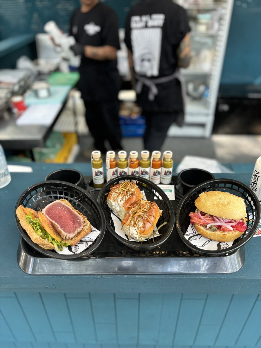 notoriousfishbr's tweet photo. estamos pelo FOODSPOT IGUATEMI 🗣️ hoje e amanha, das 12h-21h no ~boulevard~ do shopping iguatemi

📌delivery &amp; loja naquele formatinho online e navegando 🧭 https://t.co/juUuTC1DjQ