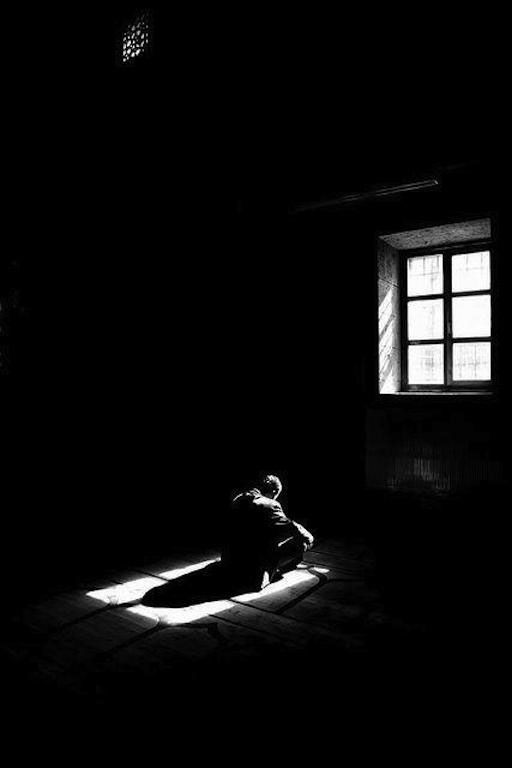 "فاشرَح بنورِكَ يا إلهي صَدرنا
واجعَل لنَا دربَ الحياةِ رحيبا.."