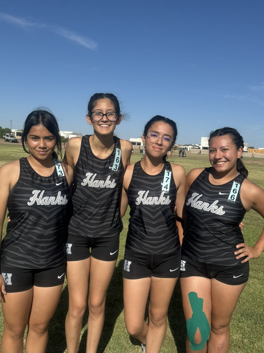 @HANKS Cross and Track tweet media