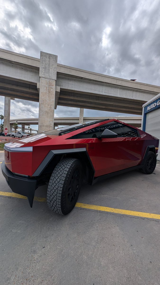raex001's tweet photo. New ceramic wrap on the Cyberbeast 🔥 @elonmusk https://t.co/k2pD43avZr