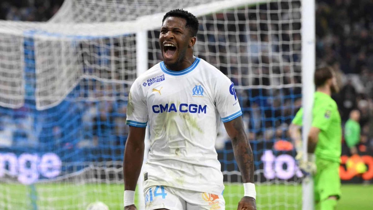 9Marseille's tweet photo. Soutien pour toi Faris !!!! 🙏🙏
#TeamOM ⚪️🔵 https://t.co/7UqYl1dPjN