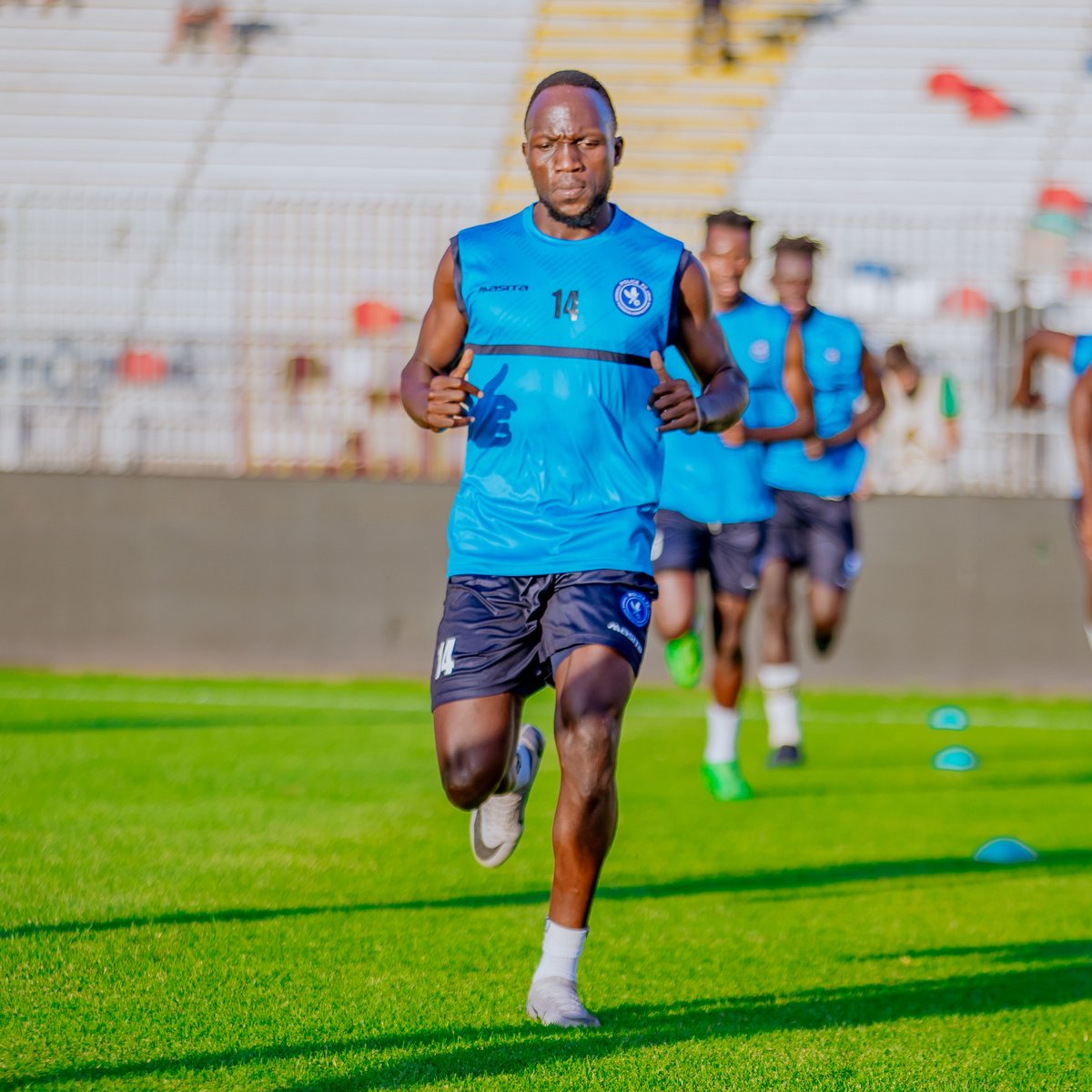 policefcrwanda's tweet photo. Warm Up โ
#CAFCC || #CSCPOL https://t.co/hDlAg5Cvei