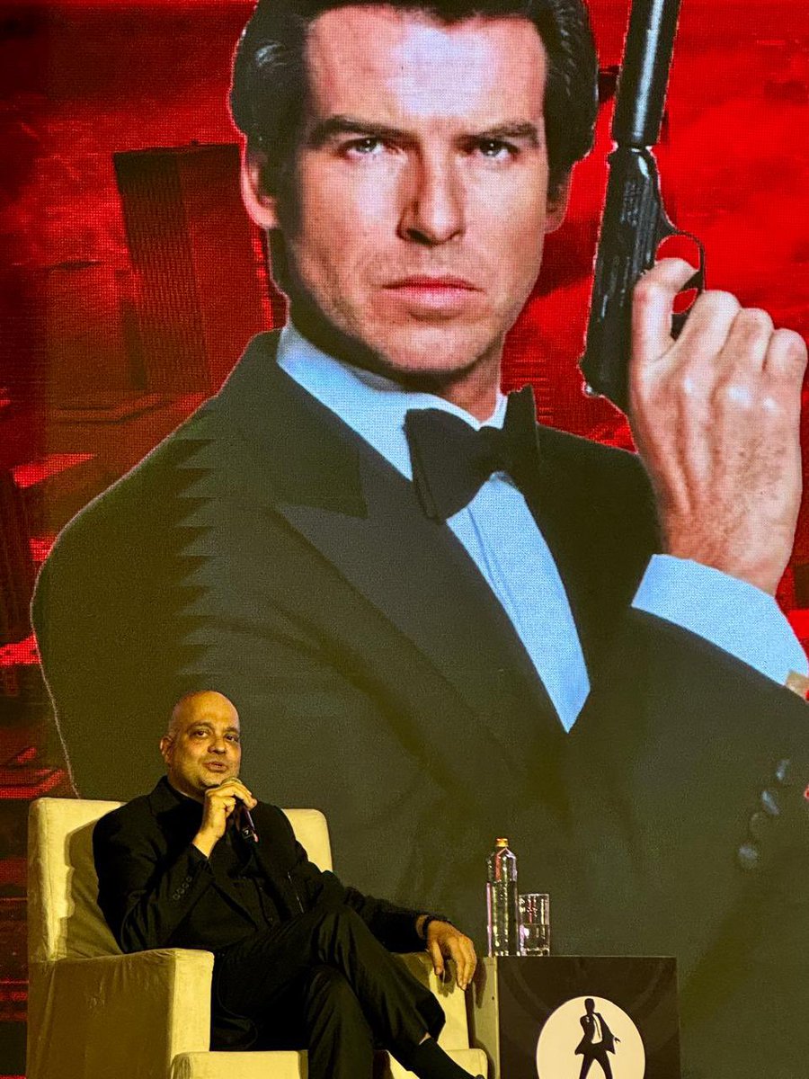 dramitsaraf's tweet photo. Shaken and Stirred! https://t.co/a9Pc8ibBes
