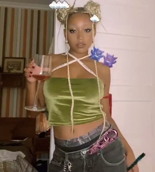 ♡⁷ Pixie · QQQ × IO tweet media