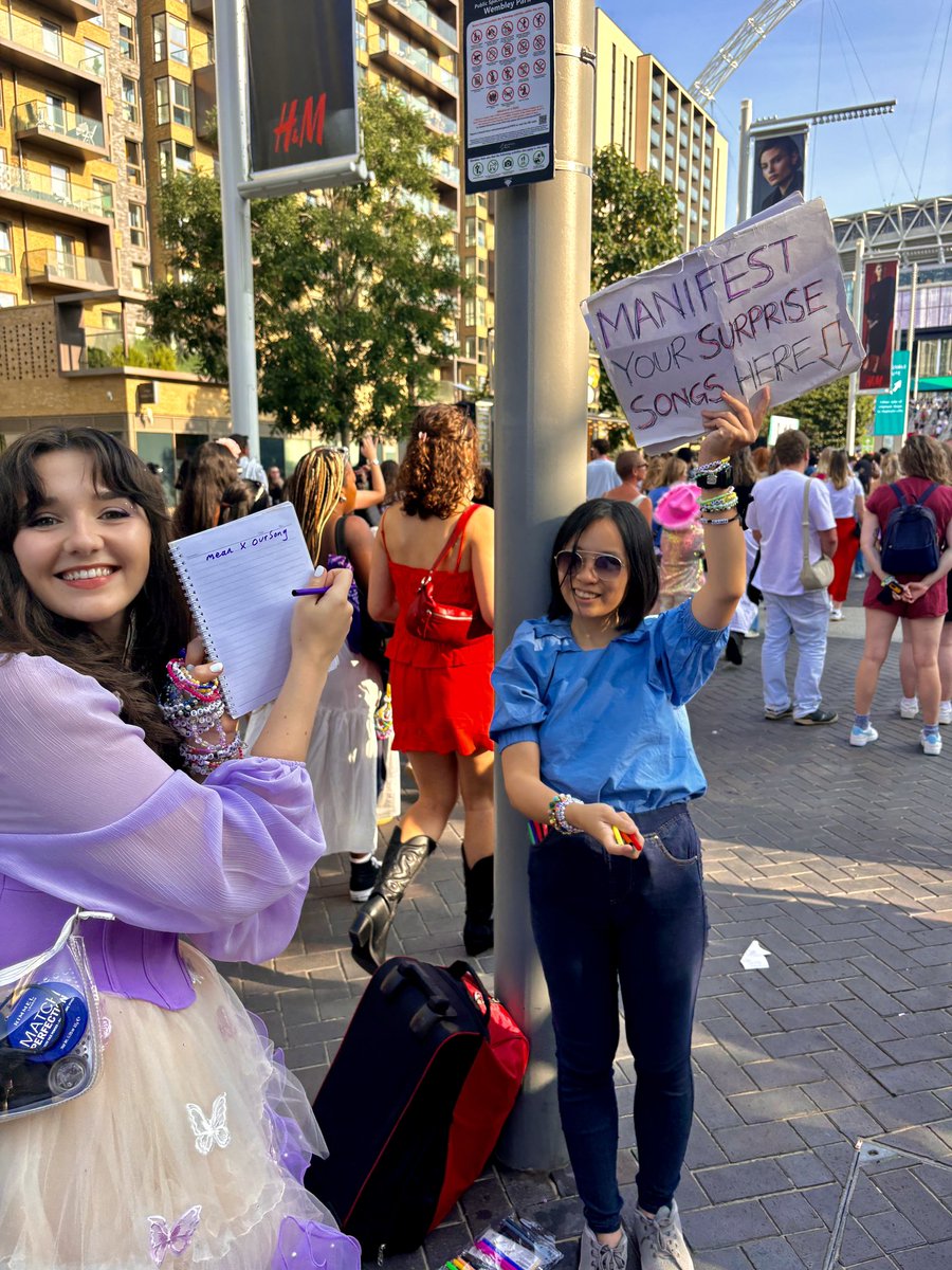 Let’s face it it’s never going to happen but a girl can dream #LondonTSTheErasTour