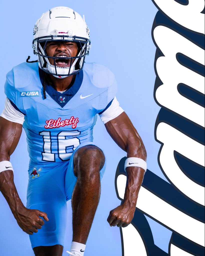 TheCFBeditor's tweet photo. @LibertyFootball just got some new baby blues 🔥🔥 https://t.co/OSu9o2SD2l