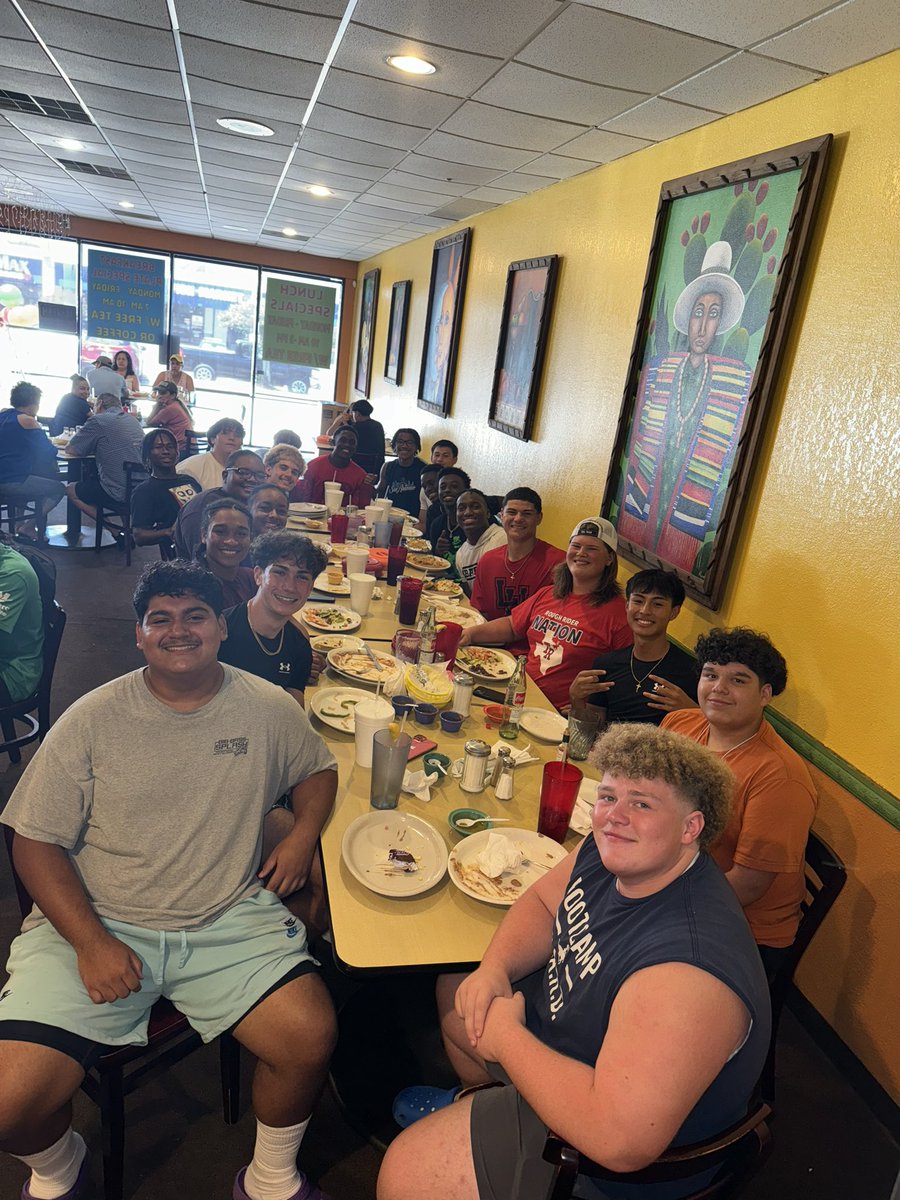 We had ourselves a day! Media day, fundraising, and team bonding afterwards!! Melendez will always be our spot.
<a href="/TRRoughRiderFB/">Roosevelt Rough Riders</a> <a href="/TRsportsbooster/">TR Sports Booster</a> <a href="/CoachBarnes91/">Darnell Barnes M.Ed</a> <a href="/JamareSmothers/">Jamare Smothers</a> <a href="/benjamharmon/">Benjamin Harmon</a> <a href="/smithy1kk/">Elijah Smith</a> <a href="/_Xaylyn_Davis/">Xaylyn Davis-Shears</a> <a href="/EvanReina5/">Evan Reina</a> <a href="/EstebanOrtego20/">Esteban Ortegon</a> <a href="/YailLouis/">Yail Louis</a> <a href="/Ebrock_22/">Elijah Brock</a> <a href="/Ivangaines_/">Ivan Gaines lll</a>