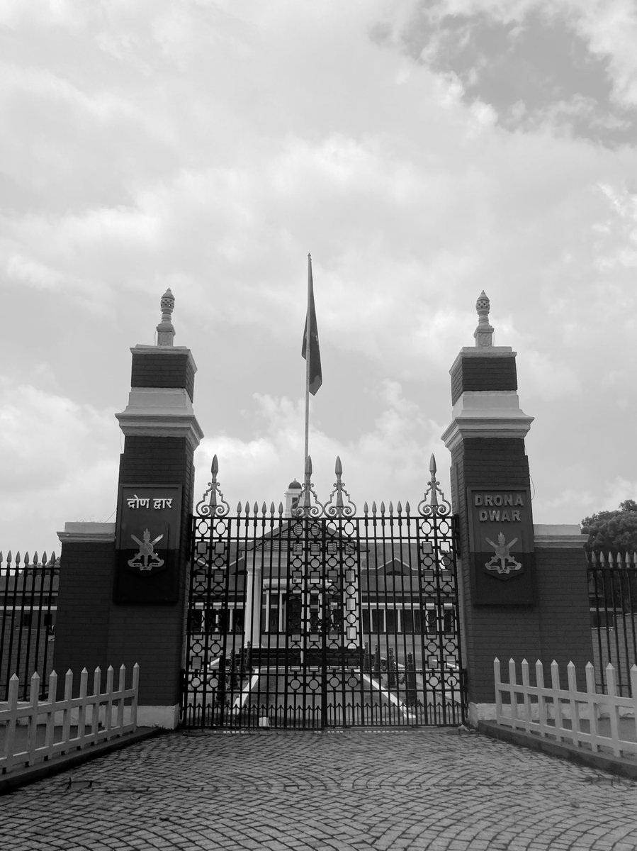 talktomydelts's tweet image. The last episode. 
#life