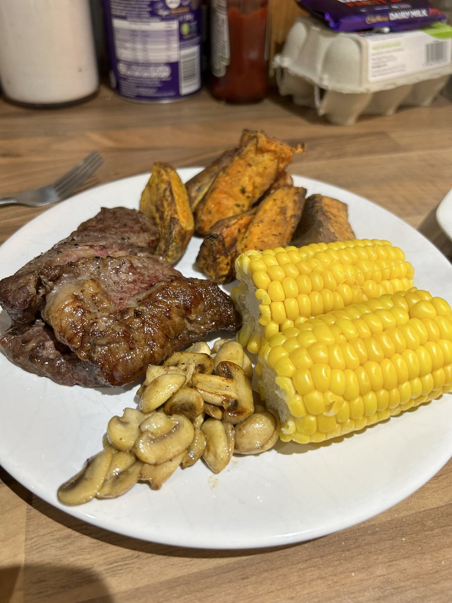 Crissy 🐣 tweet media