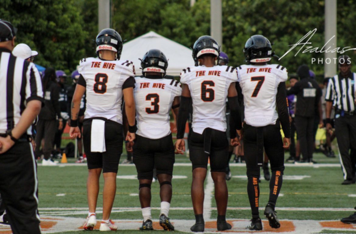 leesburghsfb's tweet image. Road W 😎🐝

#WeAreLeesburg #ReapTheHarvest #StillBuzzin #TheBurg #BurgBoyz #BetterattheBurg #GoJackets #FortheFamily #TogetherWeSwarm #LeesburgvsEverybody

@Preps352 @Andy_Villamarzo @DanLaForestFB @PrepRedzoneFL @H2_Recruiting @HSFB_Scoreboard @CenFLAPreps