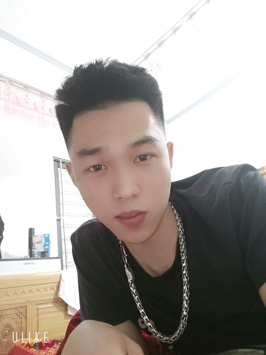 luatraithang18's tweet photo. Cong kinh khủng lun á https://t.co/Prh4Jk9zRE