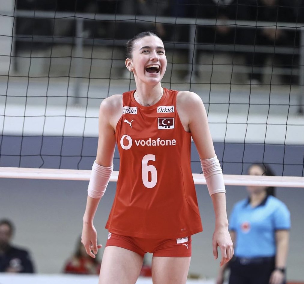 4141sport's tweet photo. 👸U20 Avrupa Şampiyonası’nın En İyi Pasörü

🇹🇷 DİLAY ÖZDEMİR. https://t.co/8JJJmENgwH