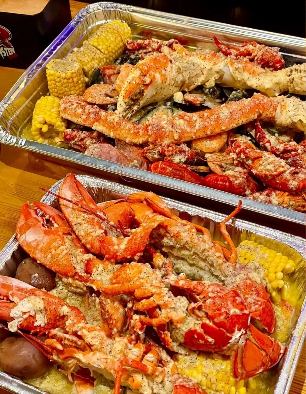 Cara_ccz's tweet photo. Haha, a seafood feast that is so delicious that I can’t stop eating it https://t.co/N5qEaGosWT