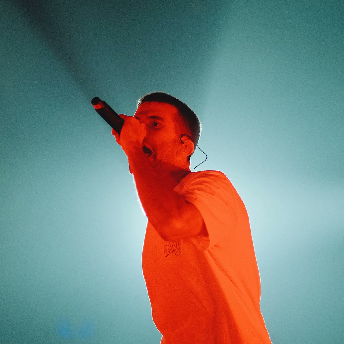 IZENZÊÊ tweet media