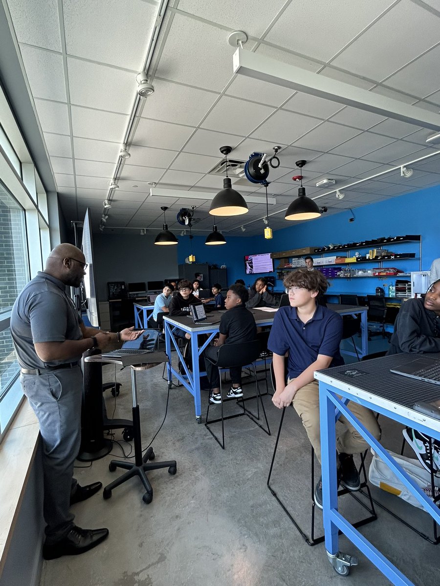 Donald Cummings tweet media