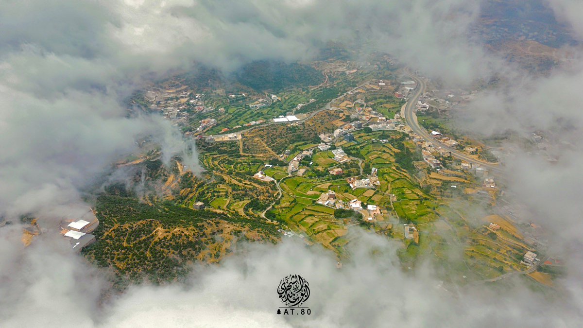 TV2030_'s tweet photo. #النماص .. تتلحف الغيم رسمياً 🌧️ https://t.co/Cy7HSQeoDO