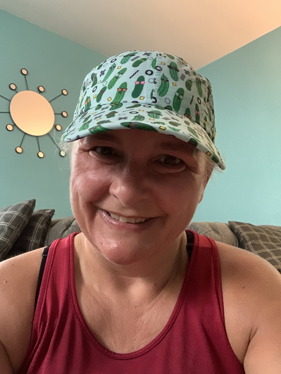 kle052789's tweet photo. Rebuilding mileage after an injury, in the swampiest part of summer, is hard. #rundone #soggymiles #doinghardthings https://t.co/JUhvqLSVLA